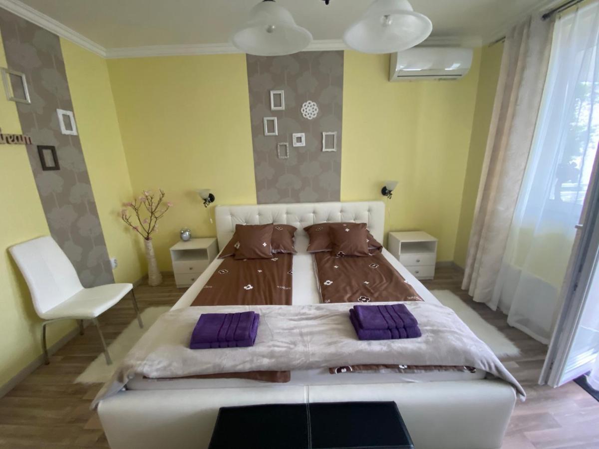 Eszter Apartman Eger Exterior foto